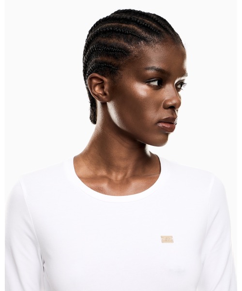 EMPORIO ARMANI EA7（エンポリオアルマーニイーエーセブン）の「【エンポリオ アルマーニ EA7】Core Lady 長袖Tシャツ ストレッチジャージー（Tシャツ/カットソー・レディース・ベージュ/ホワイト/ブラック・LARGE/MEDIUM/SMALL/X-SMALL）」の6枚目の写真