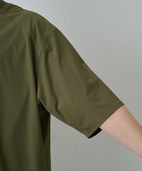COLONY 2139（コロニートゥーワンスリーナイン）の「接触冷感アイスリップウーブンTEE（Tシャツ/カットソー・メンズ・カーキ/ブラック・LARGE/MEDIUM）」の10枚目の写真