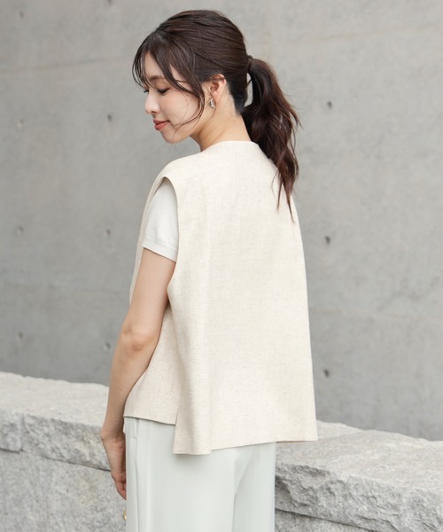 DRESS PLUS（ドレスプラス）の「涼感漂う麻素材のラップ風ベスト（ベスト・レディース・ダークベージュ/チャコール/オートミール・M/S）」の7枚目の写真