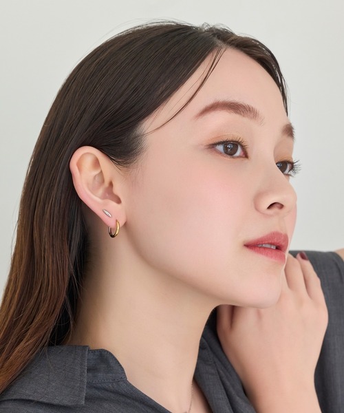 Phoebe(フィービィー)の「【金属アレルギー対応】メタルオーバルピアス/サージカルステンレス/ユニセックス(ピアス(両耳用)・レディース・ゴールド系1/シルバー系2/ゴールド系2/シルバー系1・FREE)」の18枚目の写真
