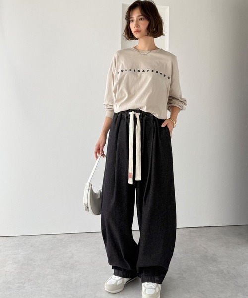 Java(ジャバ)の「《JaVaジャバコラボ》着回し無限!ウエストドロスト付きコクーンデニムイージーパンツ(デニムパンツ・レディース・ブルー/グレー/インディゴブルー/ブラック・MEDIUM/LARGE/X-LARGE/SMALL)」の8枚目の写真