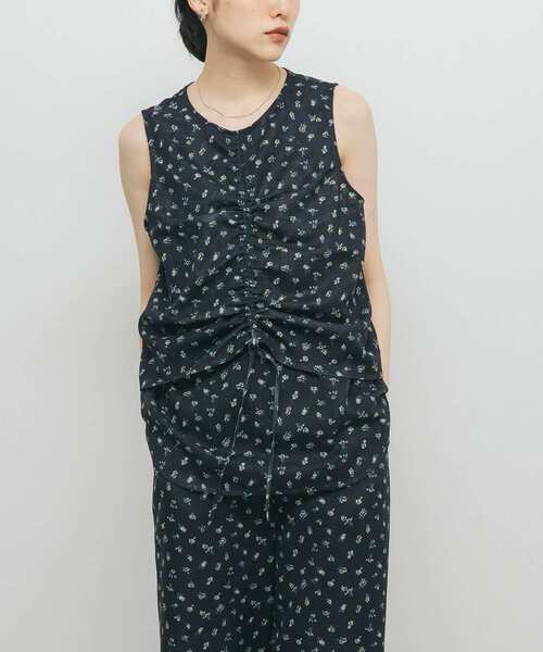 KBF(ケイビーエフ)の「フラワープリントメッシュトップス(シャツ/ブラウス・レディース・ブラウン系その他/ブルー系その他・ONE)」の12枚目の写真