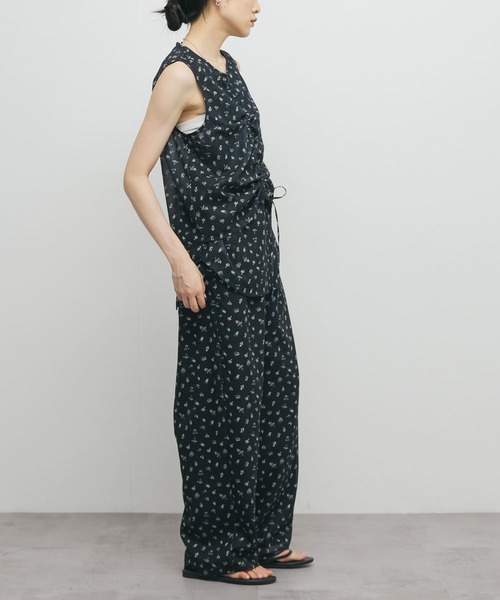 KBF(ケイビーエフ)の「フラワープリントメッシュトップス(シャツ/ブラウス・レディース・ブラウン系その他/ブルー系その他・ONE)」の15枚目の写真