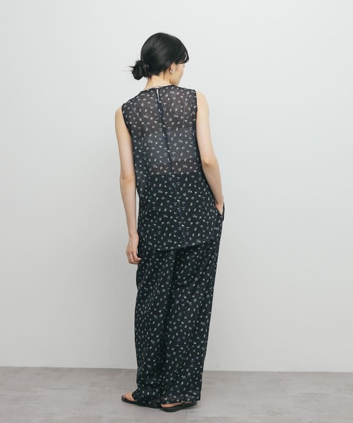 KBF(ケイビーエフ)の「フラワープリントメッシュトップス(シャツ/ブラウス・レディース・ブラウン系その他/ブルー系その他・ONE)」の17枚目の写真