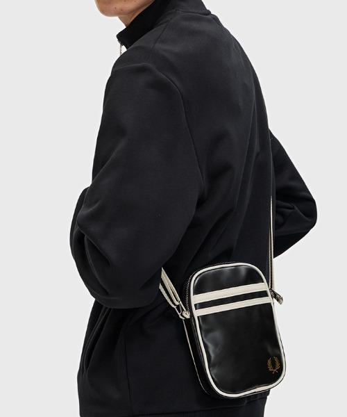 FRED PERRY フレッドペリー ボディバッグ ウエストバッグ ブラック系 メンズ フレッドペリー FRED PERRY ボディバッグ ブランデッド