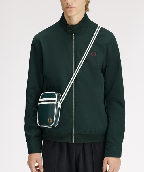 新色先行予約受付中／Classic Small Side Bag／クラシックサイドバッグ