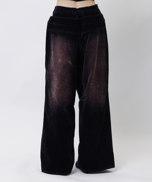 SPIRALGIRL（スパイラルガール）の「ベロアデニムルーズシルエットパンツ（デニムパンツ・レディース・ネイビー/ブラウン・FREE）」の15枚目の写真