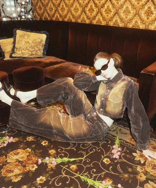 SPIRALGIRL（スパイラルガール）の「ベロアデニムルーズシルエットパンツ（デニムパンツ・レディース・ネイビー/ブラウン・FREE）」の22枚目の写真