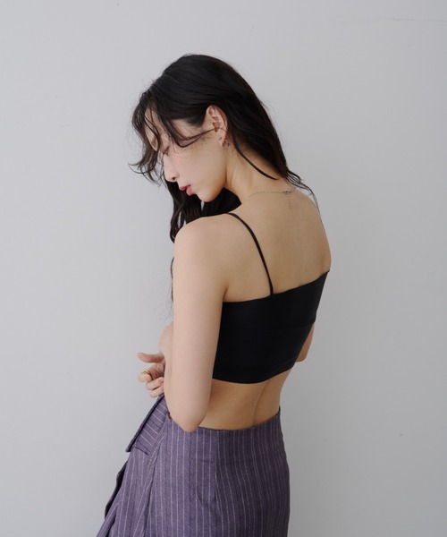 NUJOH(ヌゾ)の「Basic Bra Top / ベーシック ブラトップ(チューブトップ・レディース・ホワイト/チャコールグレー/ブラック/ベージュ・FREE)」の9枚目の写真