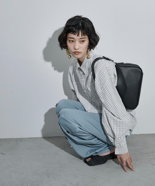 THE YOn（ザヨン）の「フラップスクエアショルダーバッグ（ショルダーバッグ・レディース・ライム/ブラウン/ブラック/アイボリー・FREE）」の18枚目の写真