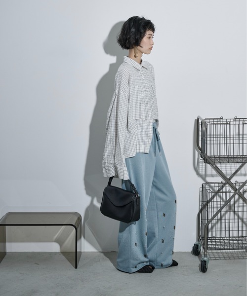 THE YOn（ザヨン）の「フラップスクエアショルダーバッグ（ショルダーバッグ・レディース・ライム/ブラウン/ブラック/アイボリー・FREE）」の21枚目の写真