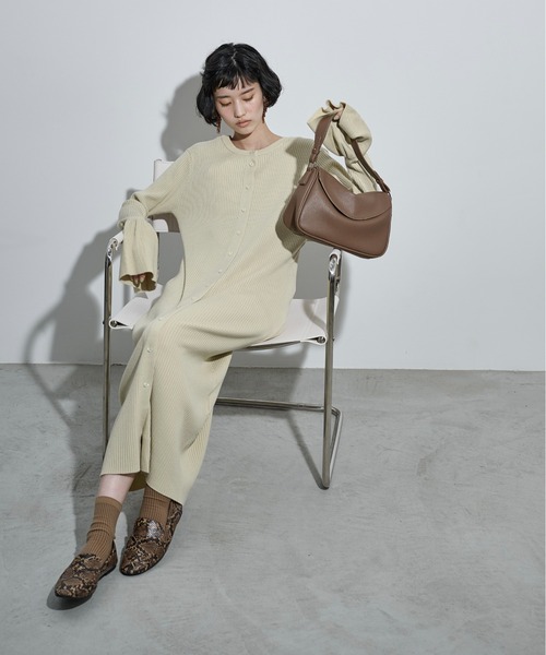 THE YOn（ザヨン）の「フラップスクエアショルダーバッグ（ショルダーバッグ・レディース・ライム/ブラウン/ブラック/アイボリー・FREE）」の13枚目の写真