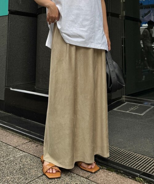 CIAOPANIC TYPY（チャオパニックティピー）の「スウェードスカート（スカート・レディース・チャコールグレー/ベージュ/キャメル・SMALL/MEDIUM）」の11枚目の写真