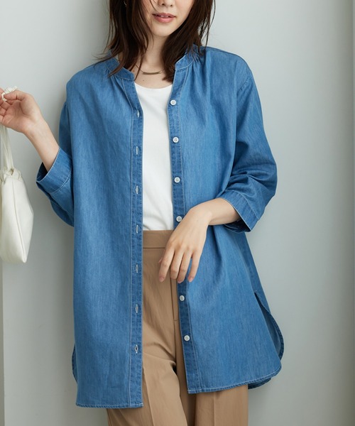 BELLUNA PLUS(ベルーナ)の「やわらかデニム素材シャツチュニック(チュニック・レディース・ネイビー/ブルー・LARGE/MEDIUM/X-LARGE)」の20枚目の写真