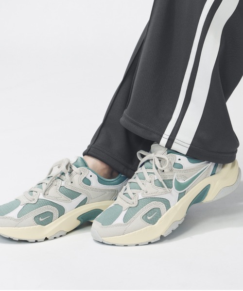 ナイキ NIKE ナイキAL8