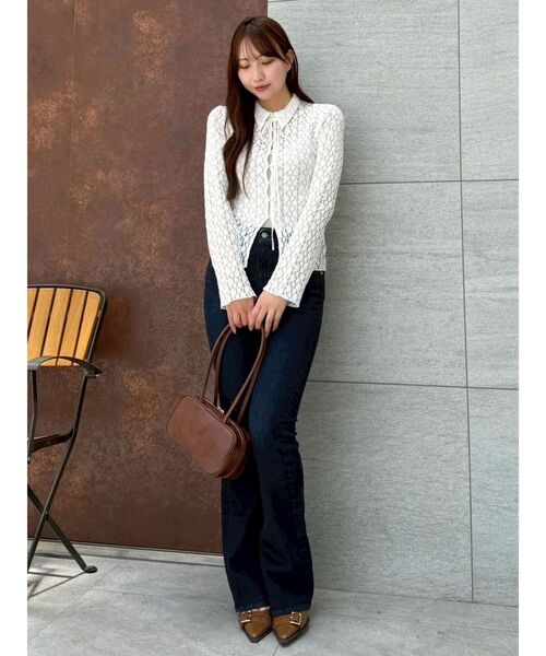 dazzlin（ダズリン）の「シュリンクレースコンパクトシャツ（シャツ/ブラウス・レディース・オフホワイト/ブラック・FREE）」の10枚目の写真