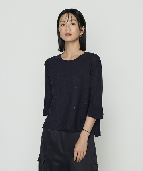 K.T KIYOKO TAKASE（キヨコタカセ）の「天竺裏目編み スパンコールニットプルオーバー（ニット/セーター・レディース・カーキ/ネイビー・9号/11号）」の2枚目の写真