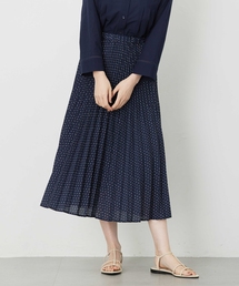 Petit Honfleur（プチオンフルール）の「アパッシュプリントスカート【ウエストゴム・通年素材】（スカート）」