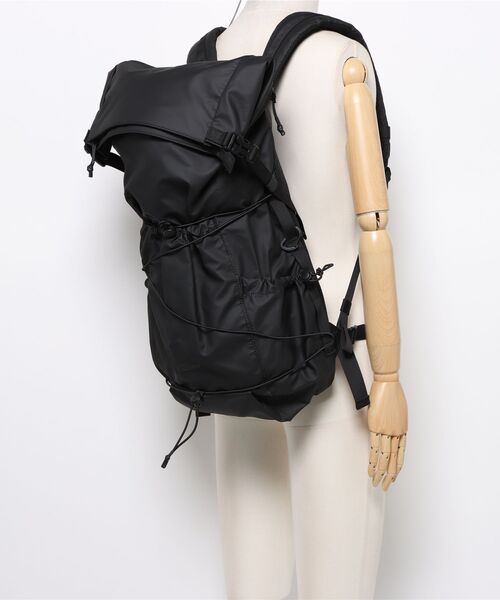 ELLIKER(エリカー)の「★ELLIKER★BUCKDEN 35L(バックパック/リュック・メンズ・ブラック・FREE)」の11枚目の写真