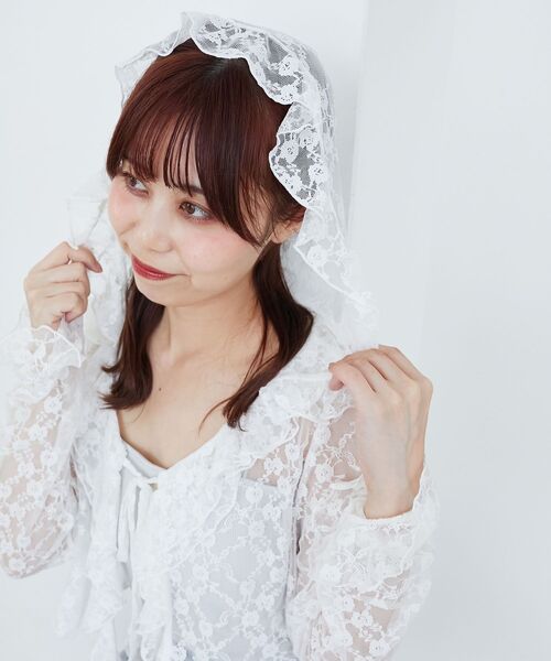 MAJESTIC LEGON(マジェスティックレゴン)の「フード付きフリルカーデ(カーディガン/ボレロ・レディース・ブラウン/ブラック/オフホワイト/ホワイト系その他2・MEDIUM)」の8枚目の写真