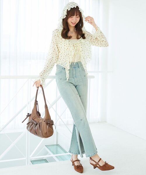 MAJESTIC LEGON(マジェスティックレゴン)の「フード付きフリルカーデ(カーディガン/ボレロ・レディース・ブラウン/ブラック/オフホワイト/ホワイト系その他2・MEDIUM)」の10枚目の写真