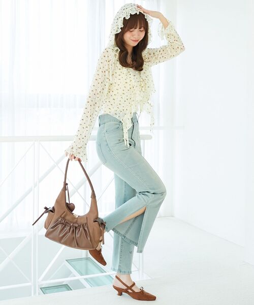 MAJESTIC LEGON(マジェスティックレゴン)の「フード付きフリルカーデ(カーディガン/ボレロ・レディース・ブラウン/ブラック/オフホワイト/ホワイト系その他2・MEDIUM)」の13枚目の写真