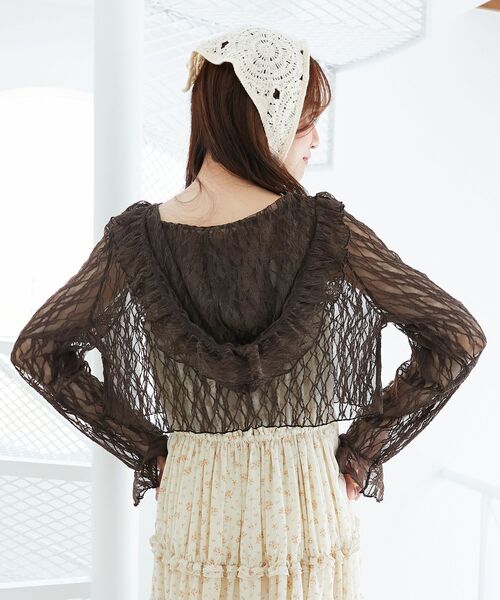 MAJESTIC LEGON(マジェスティックレゴン)の「フード付きフリルカーデ(カーディガン/ボレロ・レディース・ブラウン/ブラック/オフホワイト/ホワイト系その他2・MEDIUM)」の21枚目の写真