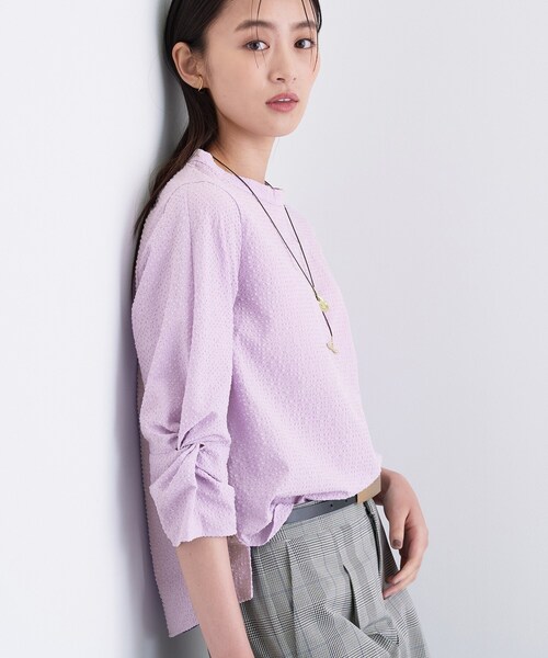 INDIVI(インディヴィ)の「【UVケア/吸汗速乾】スリーブデザインブラウス(シャツ/ブラウス・レディース・ブラック/オフホワイト/ブラック系/パープル・38/34/19/15 /13/05/03)」の14枚目の写真