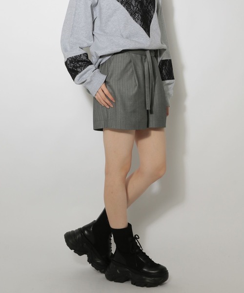 PAGEBOY(ページボーイ)の「Wベルトストライプショートパンツ(その他パンツ・レディース・ブラウン/チャコールグレー・FREE)」の8枚目の写真