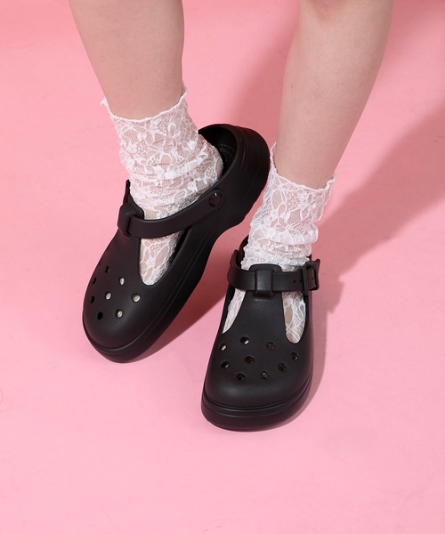crocs(クロックス)の「【Crocs】Classic Mary Jane Clog クラシック メリージェーンクロッグ(サンダル・レディース・ブラック/アイボリー/パープル・22cm/23cm/24cm/25)」の10枚目の写真