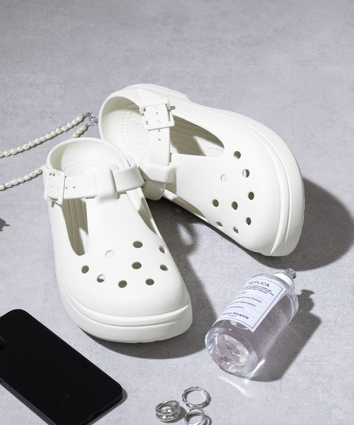 crocs(クロックス)の「【Crocs】Classic Mary Jane Clog クラシック メリージェーンクロッグ(サンダル・レディース・ブラック/アイボリー/パープル・22cm/23cm/24cm/25)」の16枚目の写真
