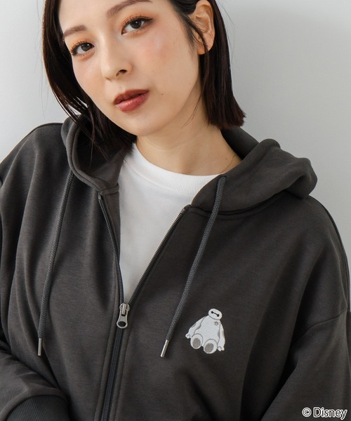 Disney(ディズニー)の「【Disney /ディズニー】裏毛フルジップパーカー(パーカー・レディース・グリーン/オレンジ/チャコールグレー/ライトグレー・LARGE/MEDIUM)」の2枚目の写真