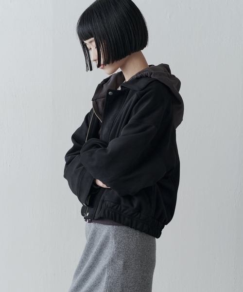 Lui's(ルイス)の「スウェードZIPブルゾン(ブルゾン・レディース・ブラウン系その他/ブラック・FREE)」の11枚目の写真