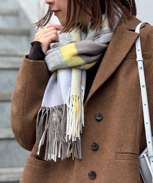 NOLLEY’S（ノーリーズ）の「チェックストール（ストール/ショール・レディース・ブルー系その他/ホワイト系その他/パープル系その他/レッド系その他・FREE）」の2枚目の写真