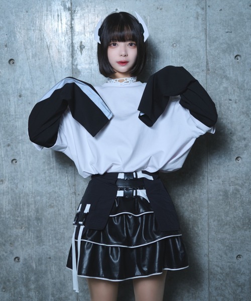 Re:CRYPT(リクリプト)の「PU フリル ティアードスカート / インパン付き 3段フリル ウエストゴム(スカート・レディース・ブラック・F)」の4枚目の写真