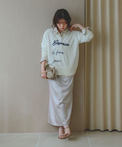 le.coeur blanc(ルクールブラン)の「フレーズロゴ刺繍Vネックニット(ニット/セーター・レディース・ブラウン/グレー/ホワイト・38)」の6枚目の写真