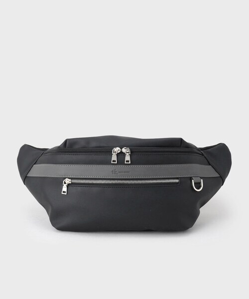 tk.TAKEO KIKUCHI(ティーケータケオキクチ)の「ビッグボディバッグ(ボディバッグ/ウエストポーチ・メンズ・ブラック系4/ネイビー系4・00)」の2枚目の写真