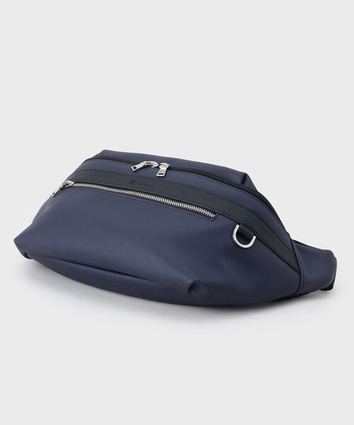 tk.TAKEO KIKUCHI(ティーケータケオキクチ)の「ビッグボディバッグ(ボディバッグ/ウエストポーチ・メンズ・ブラック系4/ネイビー系4・00)」の15枚目の写真