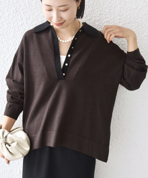 WEB限定】〈手洗い可能〉サイド スリット ゴールド 釦 ポロ ニット