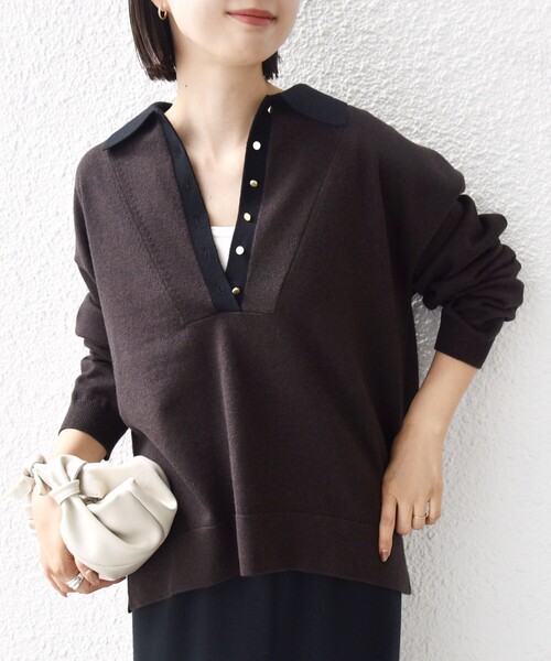 WEB限定】〈手洗い可能〉サイド スリット ゴールド 釦 ポロ ニット