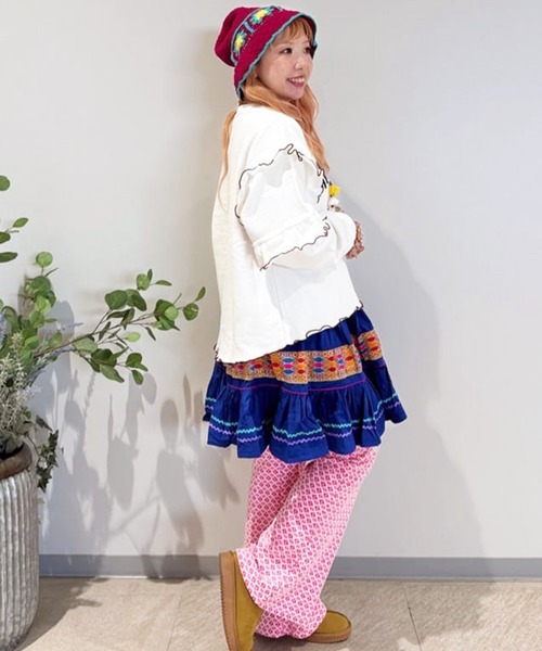 チャイハネ（チャイハネ）の「【チャイハネ】スアメルトレーナー（スウェット・レディース・ブラック/カーキ/ホワイト・FREE）」の11枚目の写真