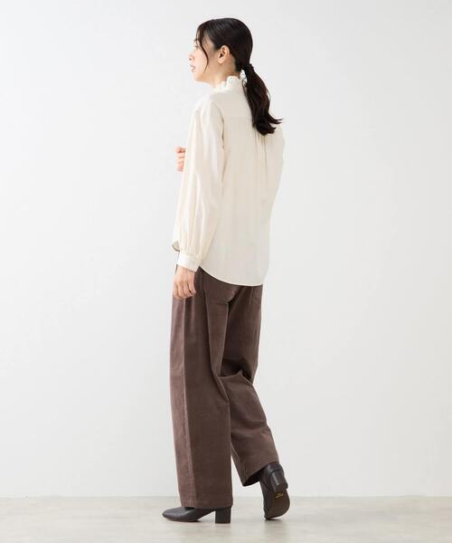 MELROSE claire（メルローズ クレール）の「【マイクロコールカーヴィーパンツ】（その他パンツ・レディース・クリーム/グレイッシュブルー/ブラウン・2/3/4）」の11枚目の写真