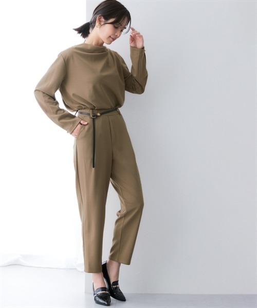 7days Life Styling(セブンデイズライフスタイリング)の「【OTOさんコラボ】【UVカット/速乾】ベルト付きドレープブラウス+テーパードパンツ(シャツ/ブラウス・レディース・ベージュ/ネイビー・M/L/LL/3L/4L/5L)」の8枚目の写真
