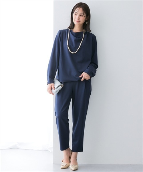 7days Life Styling(セブンデイズライフスタイリング)の「【OTOさんコラボ】【UVカット/速乾】ベルト付きドレープブラウス+テーパードパンツ(シャツ/ブラウス・レディース・ベージュ/ネイビー・M/L/LL/3L/4L/5L)」の3枚目の写真
