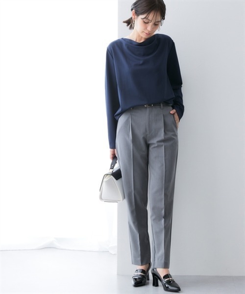 7days Life Styling(セブンデイズライフスタイリング)の「【OTOさんコラボ】【UVカット/速乾】ベルト付きドレープブラウス+テーパードパンツ(シャツ/ブラウス・レディース・ベージュ/ネイビー・M/L/LL/3L/4L/5L)」の5枚目の写真