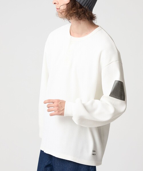 CITEN(シテン)の「<CITEN>ヘンリーネックワッフルロングスリーブシャツ(Tシャツ/カットソー・メンズ・ブラック/ホワイト・L/M)」の2枚目の写真