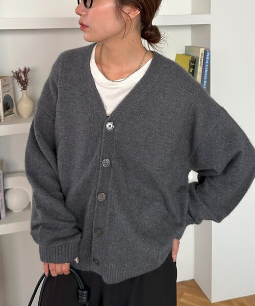 ユニセックス】フォックスブレンドVネッククロップドカーディガン