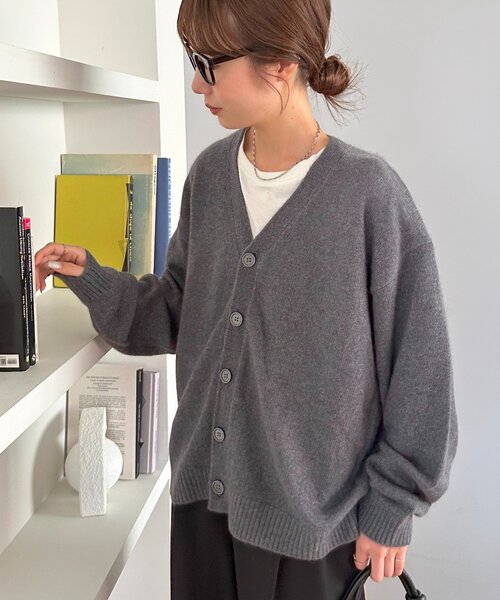 ユニセックス】フォックスブレンドVネッククロップドカーディガン