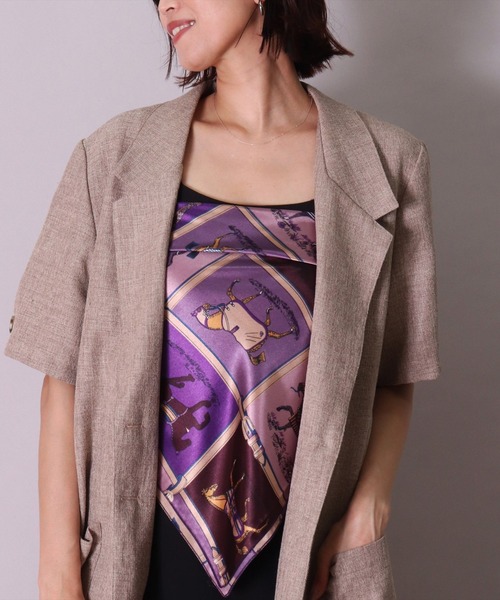 BAYBLO（ベイブロ）の「(CR)【ユニセックス】パネル 馬車 柄 プリント スカーフ[90cm×90cm]（バンダナ/スカーフ・レディース・パープル/ネイビー/ベージュ/ワイン・ONE SIZE）」の13枚目の写真