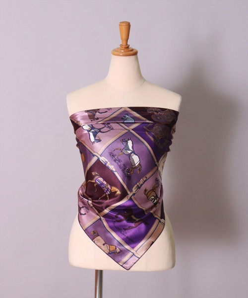 BAYBLO（ベイブロ）の「(CR)【ユニセックス】パネル 馬車 柄 プリント スカーフ[90cm×90cm]（バンダナ/スカーフ・レディース・パープル/ネイビー/ベージュ/ワイン・ONE SIZE）」の18枚目の写真